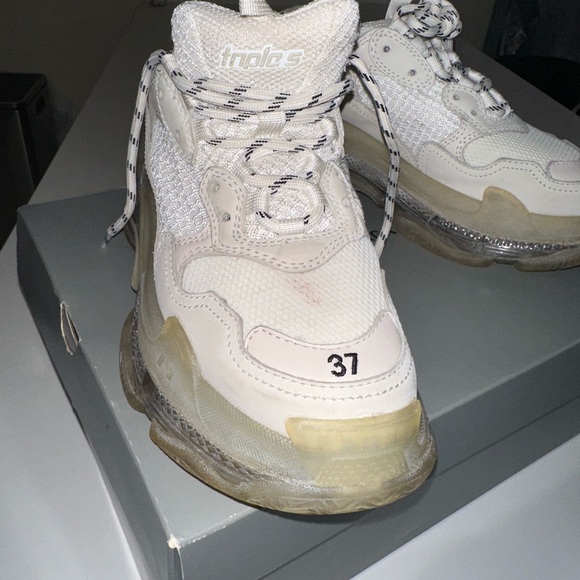 BALENCIAGA TRIPLE S - Picture 6 of 6
